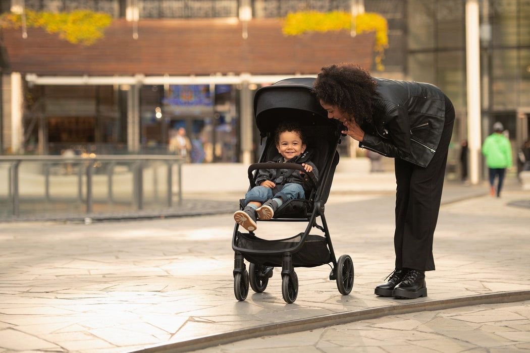 Poussette Nuna TRVL LX pour bébé