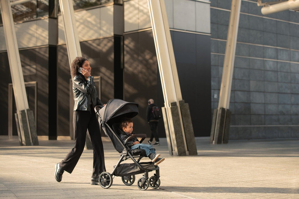 Poussette Nuna TRVL LX pour bébé