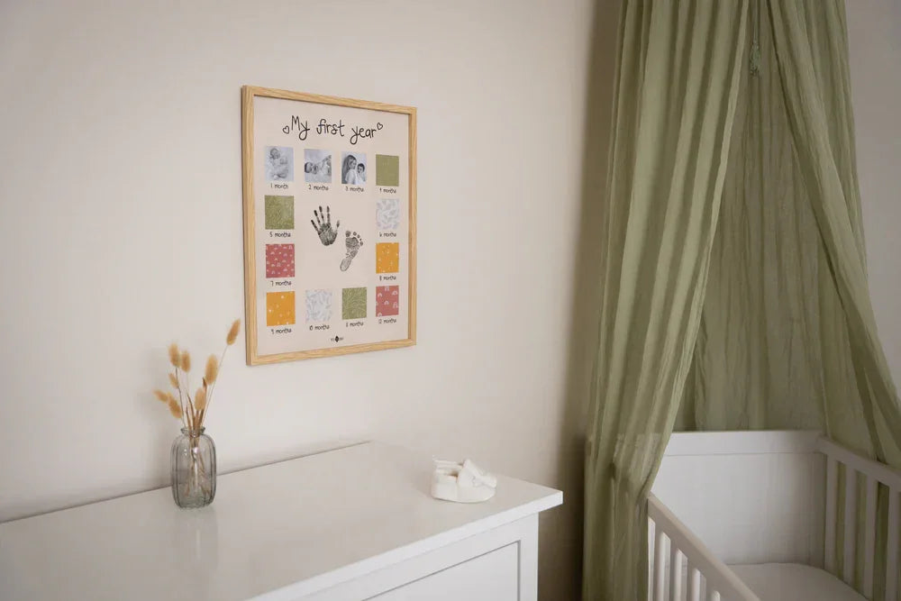 Petit Artichaut® - Petit Artichaut® My First Year – Wooden Milestone Frame