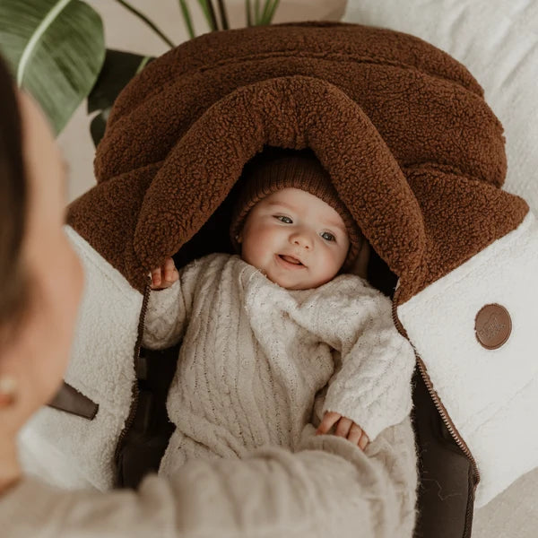 Housse d'hiver pour siège d'auto pour bébé de Petit Coulou - Collections Laine et Classique