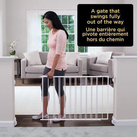 Safety 1st® - Safety 1st Wide and Sturdy Sliding Gate - OPEN BOX