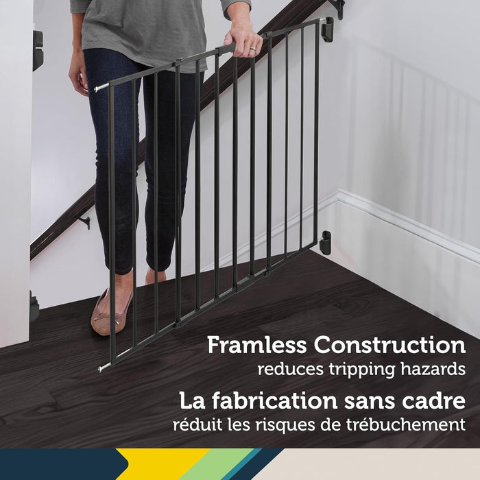 Safety 1st Top of Stairs Expanding Metal Gate