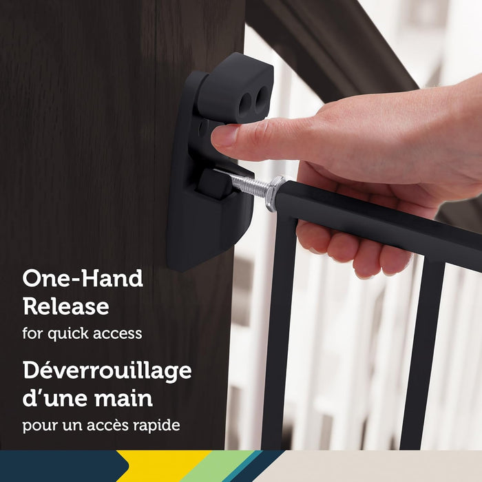 Safety 1st Top of Stairs Expanding Metal Gate