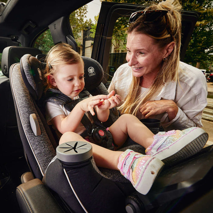 Siège auto convertible tout-en-un Safety 1st® Grow and Go™ Extend 'N Ride - Back to Black