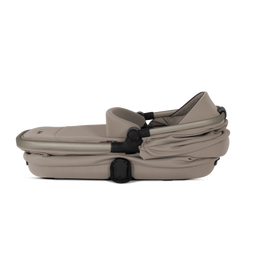 Silver Cross - Silver Cross Reef 2 First Bed Folding Bassinet