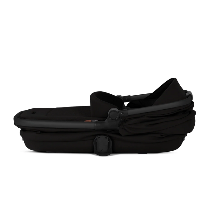 Silver Cross - Silver Cross Reef 2 First Bed Folding Bassinet