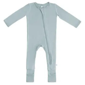 Dreamland Baby LuxeWeave Bamboo Pajamas with DreamCuffs – Sizes 0 to 24m