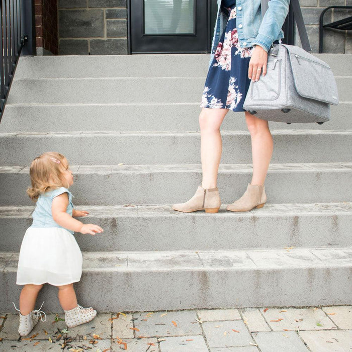 bbluv® - bblüv Ultra – Complete Diaper Bag with Accessories & Changing Mat