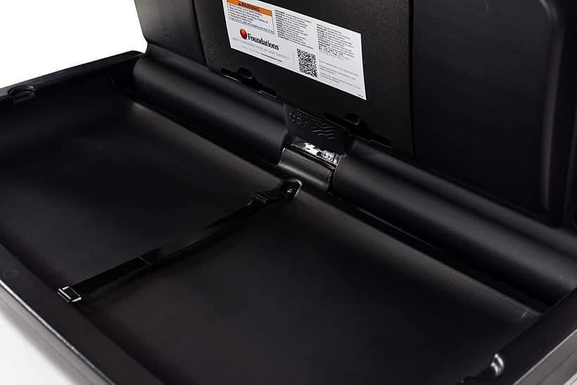 Foundations® - Foundations Ultra® Horizontal Commercial Baby Changing Station (EZ Mount™ backer plate included)