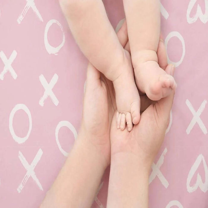 Kushies® - Kushies Flannel | Receiving Blanket - Pink XO