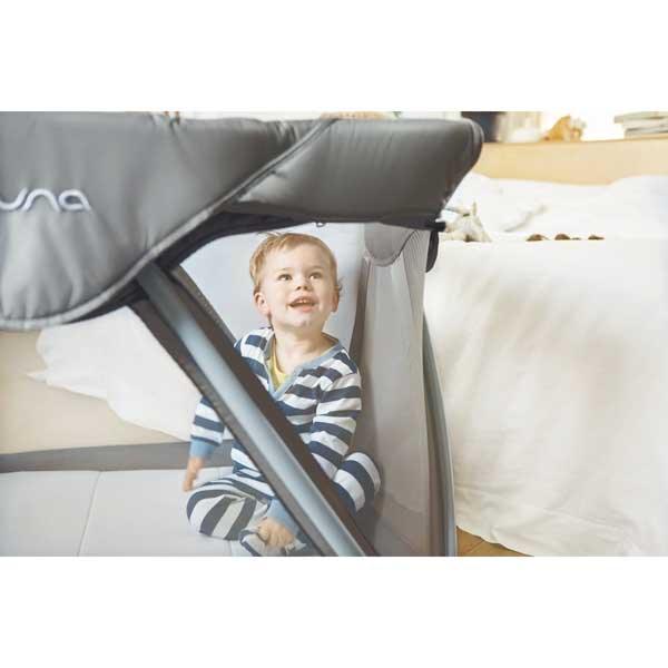 Nuna® - Nuna Sena Playard - Travel Playard - Graphite