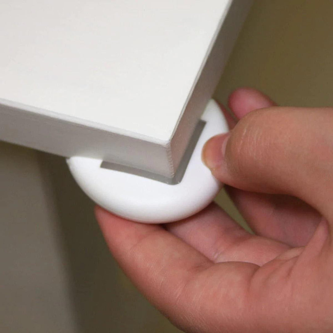 Qdos® - Qdos StayPut Corner Protector - 8 pack - white