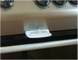 Safety 1st® - Safety 1st® Oven Front Lock