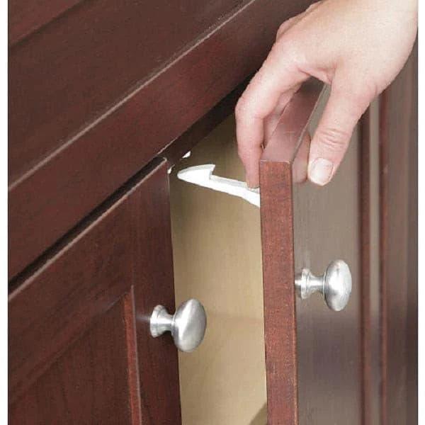 Safety 1st® - Safety 1st Spring 'n Release Latches (4 Pack)